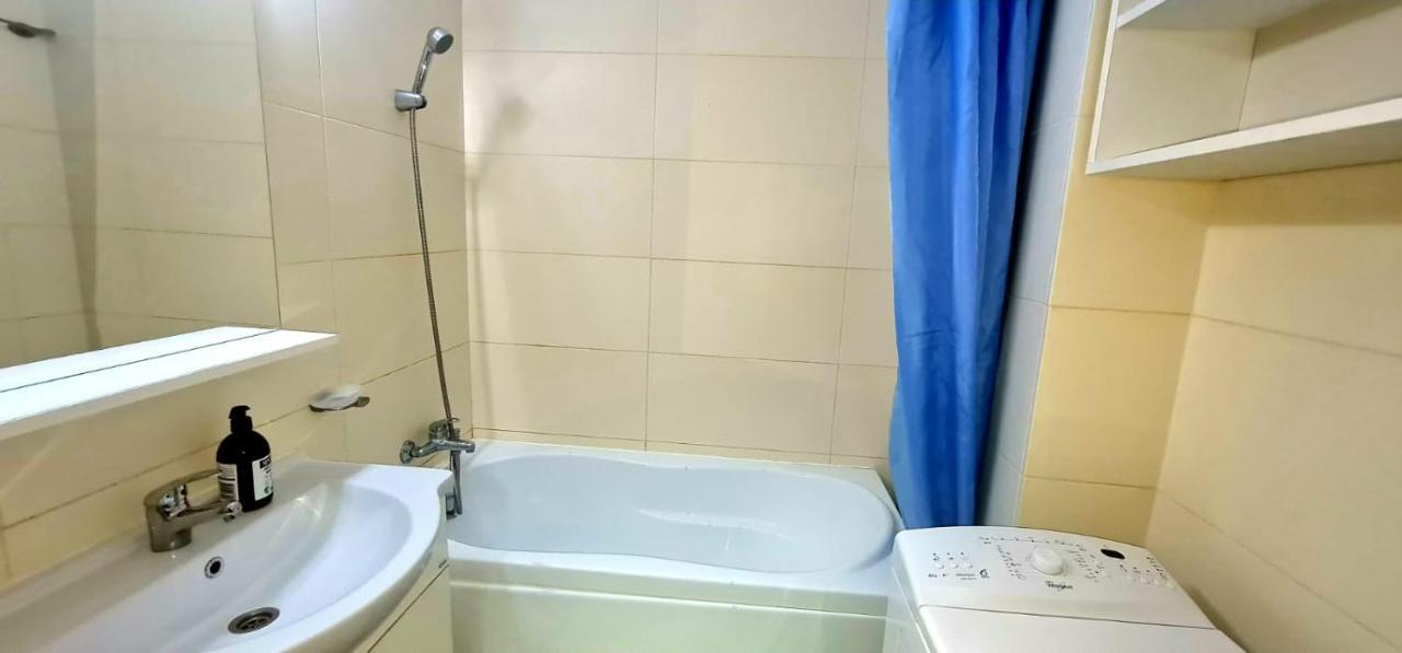 Elyse Comfortable Apartment Close To Palas Mall Iasi Eksteriør bilde
